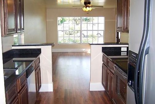 2nd image of 642 37th Street