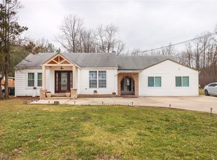 4140 Columbia Rd, North Olmsted, OH 44070