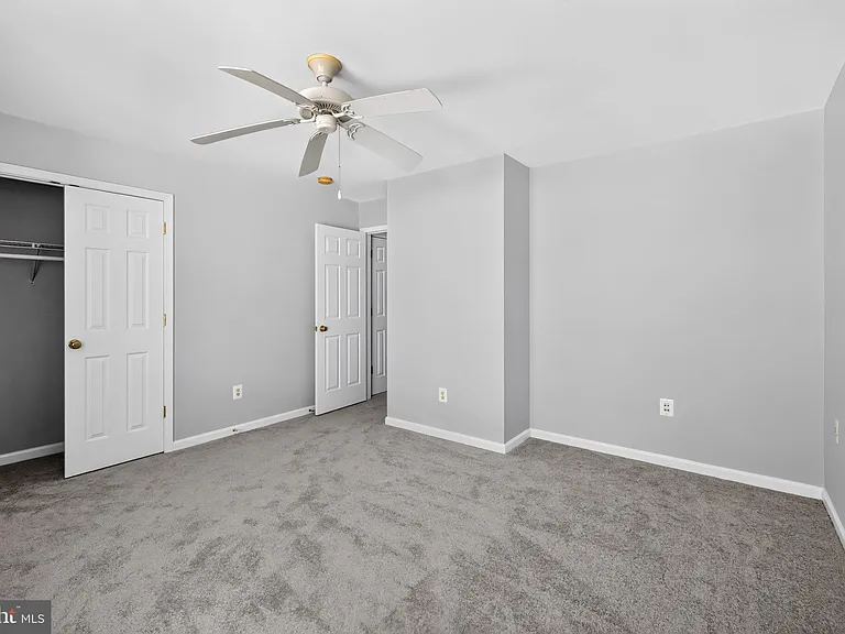 9036 Woodpecker Ct — Photo 47