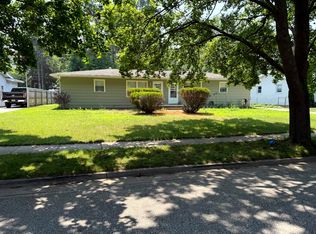 908/910 Wyllys St, Midland, MI 48642