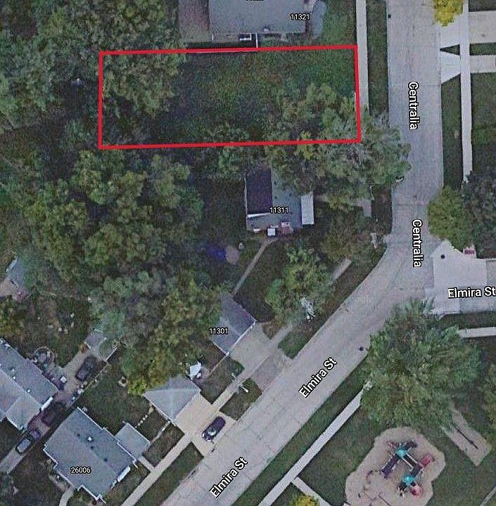 2nd image of 11311 Centralia Ave