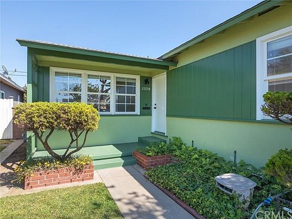 3rd image of 13238 Hindry Ave