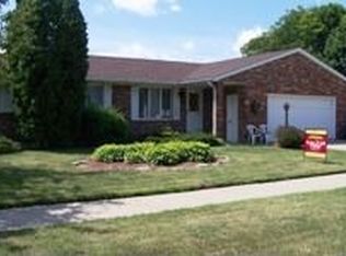 1216 Pinecrest Ln, Onalaska, WI 54650