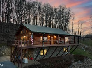 206 Timbercrest Dr, Roan Mountain, TN 37687