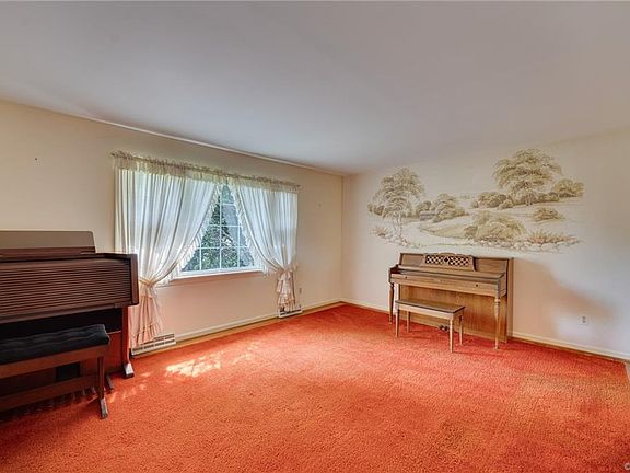5th image of 13228 Sherri Dr