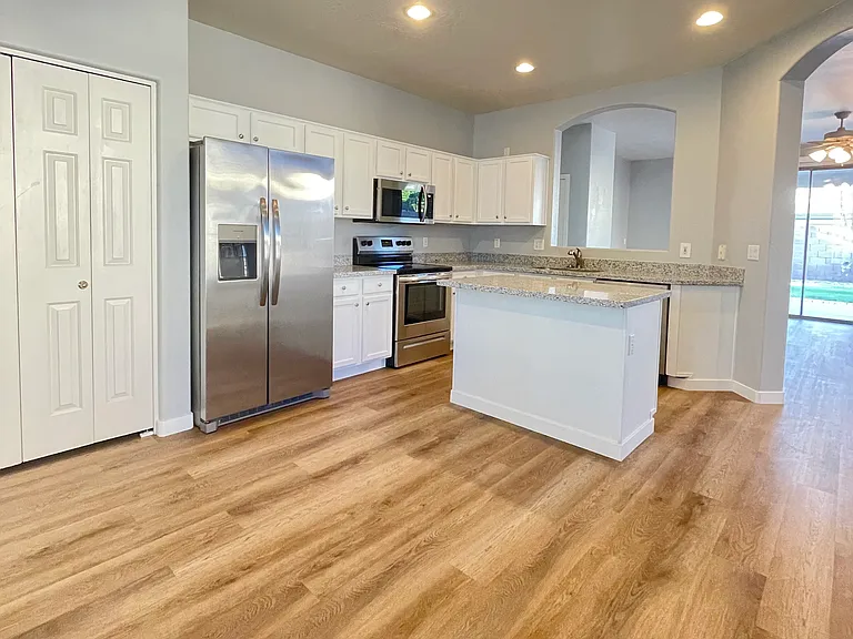 4246 E Dublin St — Photo 3