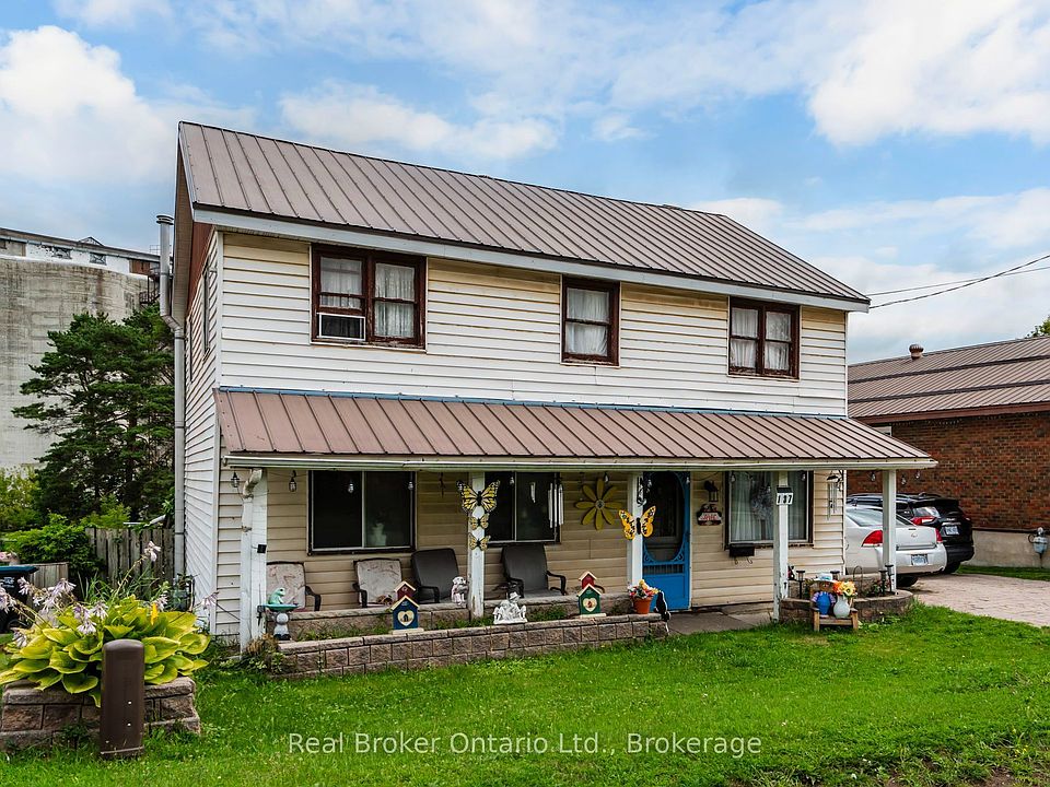 1st image of 137 4th St