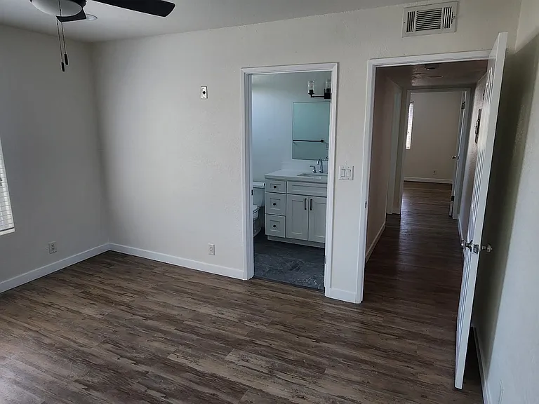 11264 Morrison St #303 — Photo 8
