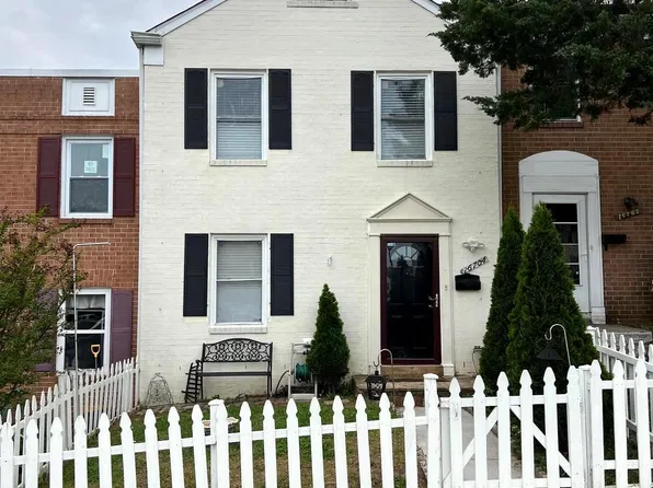 16704 Georgetown Rd, Woodbridge, VA 22191