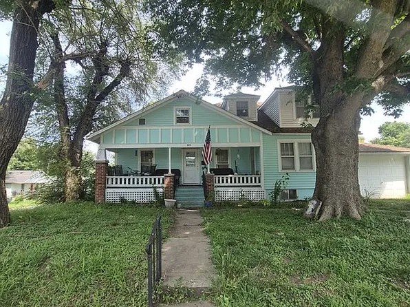585 W Yerby St, Marshall, MO 65340