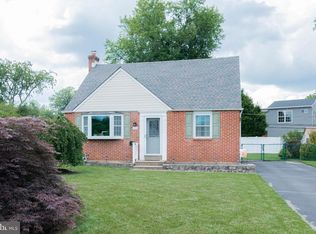 612 Orchard Way, Hatboro, PA 19040