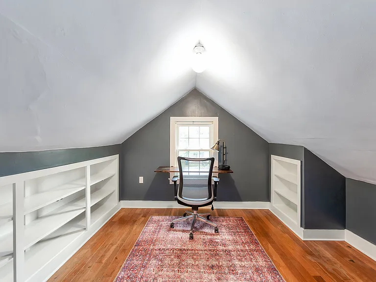 500 Westwood Ave — Photo 10