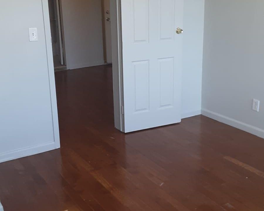 2nd image of 867 Belmont Ave Floor 2