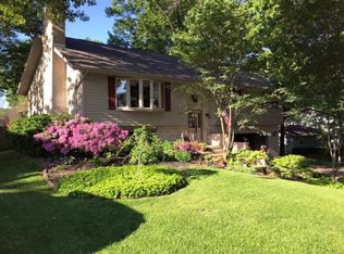 5556 W Lakeview Dr, La Porte, IN 46350
