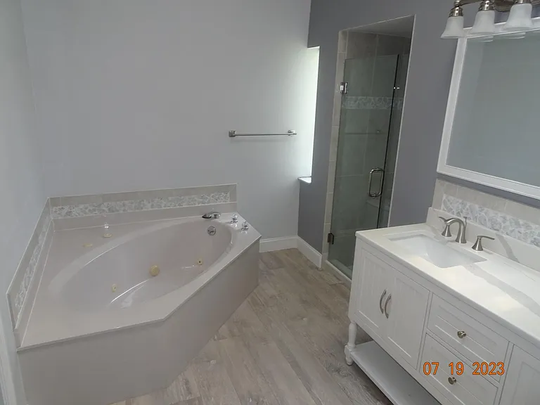 Master Bath too big for one picture