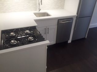7016 Central Ave #0, Glendale, NY 11385