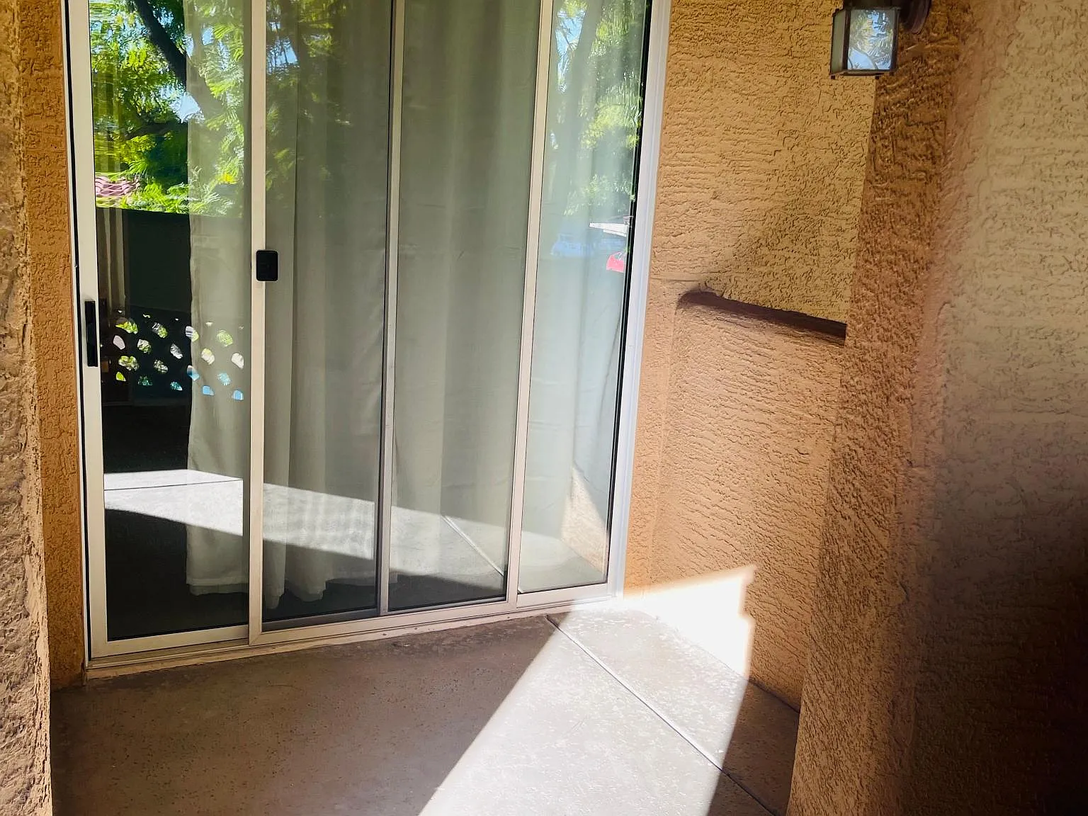 2 bed, 1019 sqft, $1,700 — Photo 4