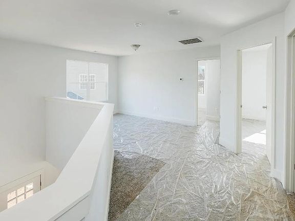 4th image of 237A Marshland Ln
