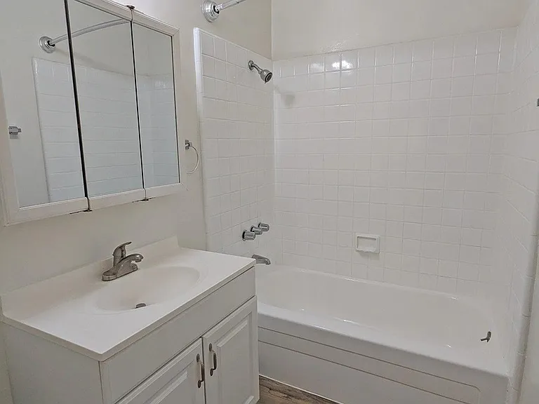 3827 Girard Ave #1 — Photo 16