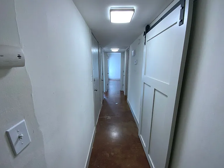 Anthony Street Condos — Photo 61