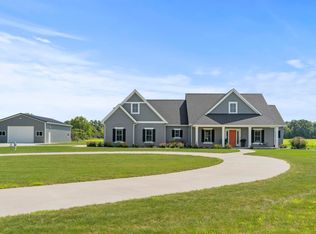 2592 County Road 68, Auburn, IN 46706