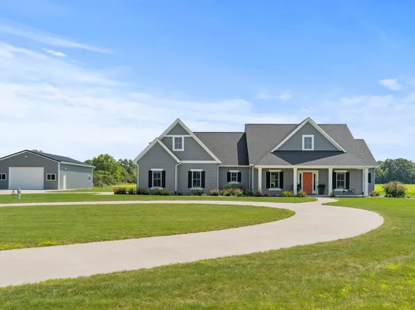 2592 County Road 68, Auburn, IN 46706