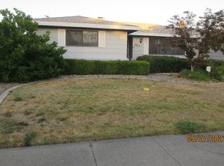 7313 Idle Wild Way, Sacramento, CA 95831