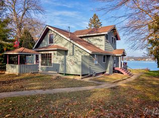 266 W Belvidere Rd, Grayslake, IL 60030