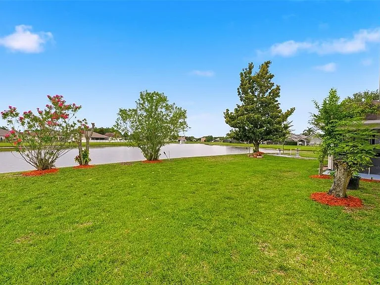 2819 Maguire Dr — Photo 32