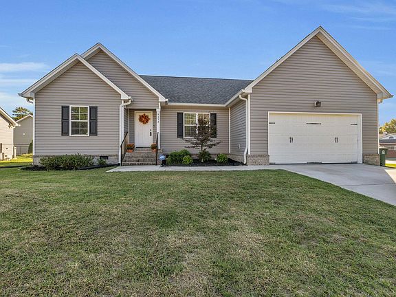 2nd image of 4432 Oakwood Dr