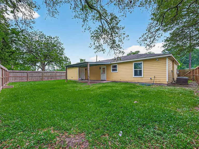 1708 Sycamore Ave — Photo 31