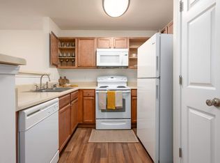 Rise Crown View, Greensboro, NC 27406