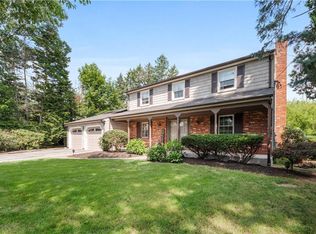 741 Namquid Dr, Warwick, RI 02888