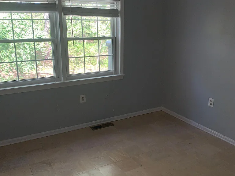 832 Azalea Dr — Photo 16