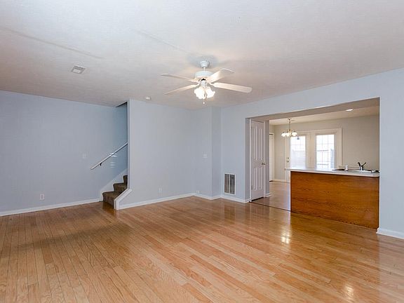 5th image of 653 Legacy Dr