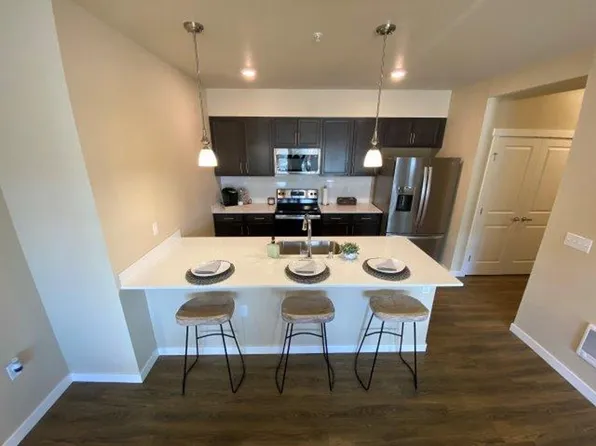 5039 Woodbine Dr SW #102, Olympia, WA 98502