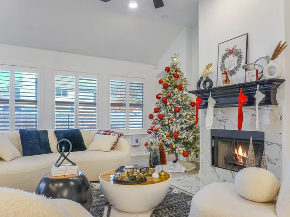 7600 Kittery Ln, Arlington, TX 76002