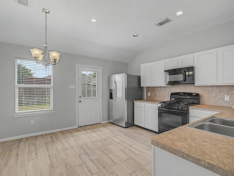 19206 Terra Forest Ct — Photo 9