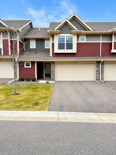 9484 Bridle Way Photo 1