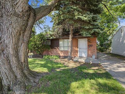 2766 Margaret St, Melvindale, MI, 48122