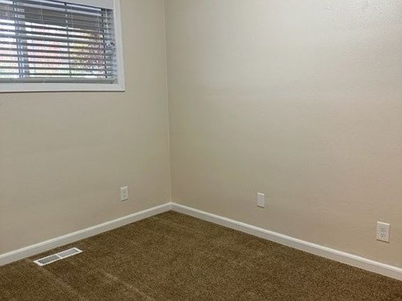 4th image of 2870 Lancaster Dr NE #2910