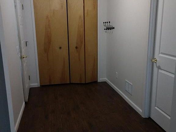 5th image of 5020 Amhurst Ct #38