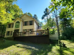 111 Ranger Rd, Greeley, PA 18425