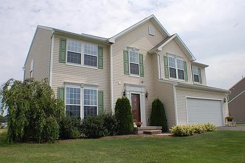 1st image of 1501 Emma Ln