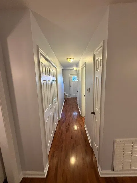 3 bed, 2.5 bath, 1408 sqft, $1,800 — Photo 4