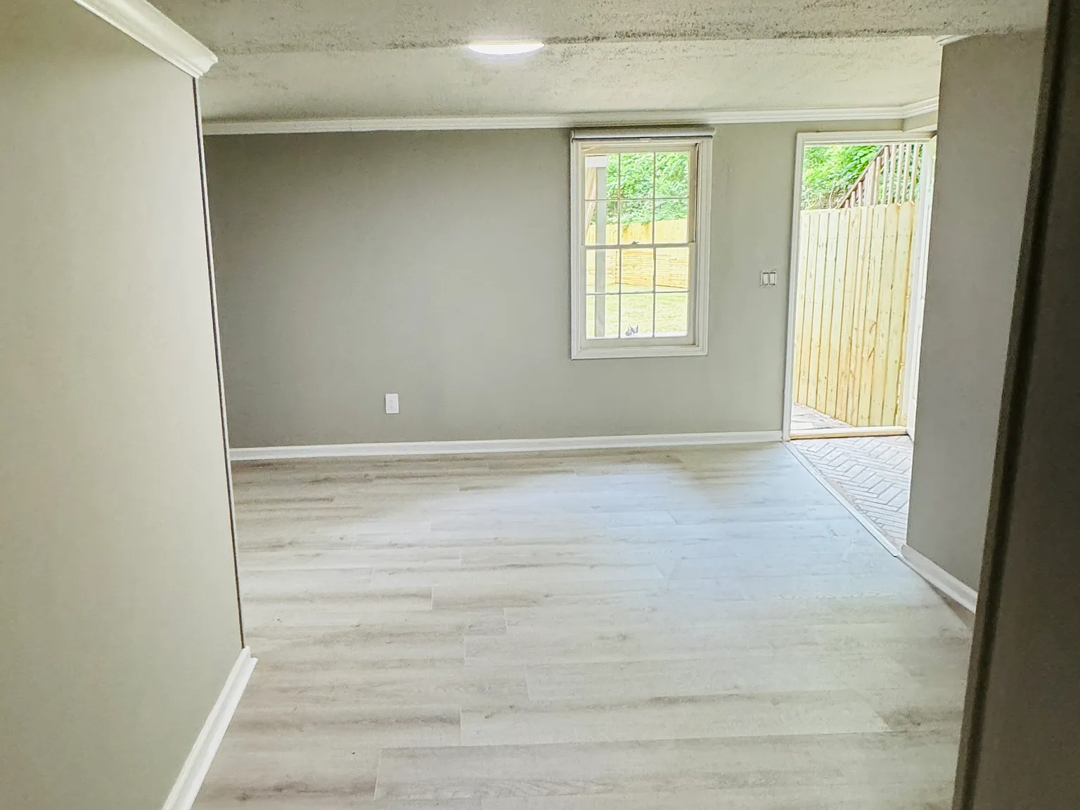 Studio, 600 sqft, $1,650 — Photo 4