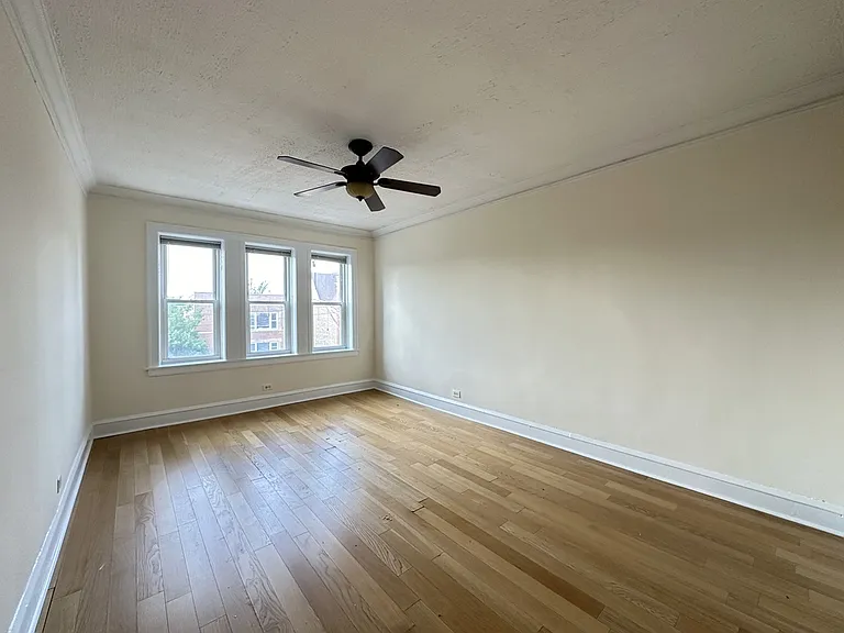 3533 W Fullerton Ave #4 — Photo 10