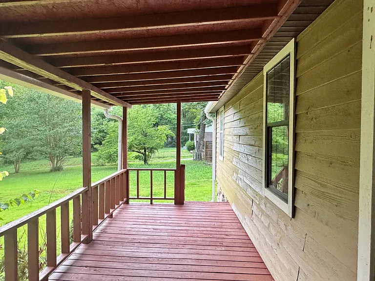9700 Beatties Ford Rd — Photo 37