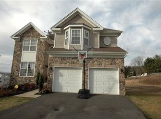 21 Orta Ct, Sayreville, NJ 08872