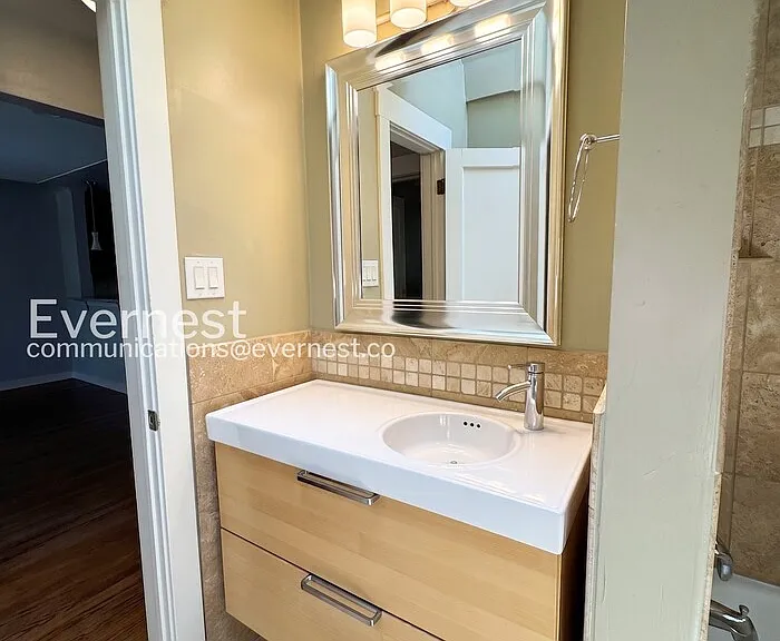 1661 S Pearl St — Photo 17